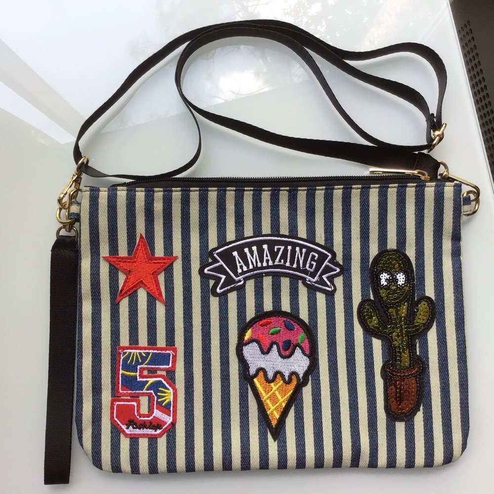 Crossbody Purse / Wristlet